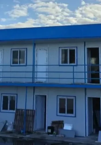 caravans & Containers (9)